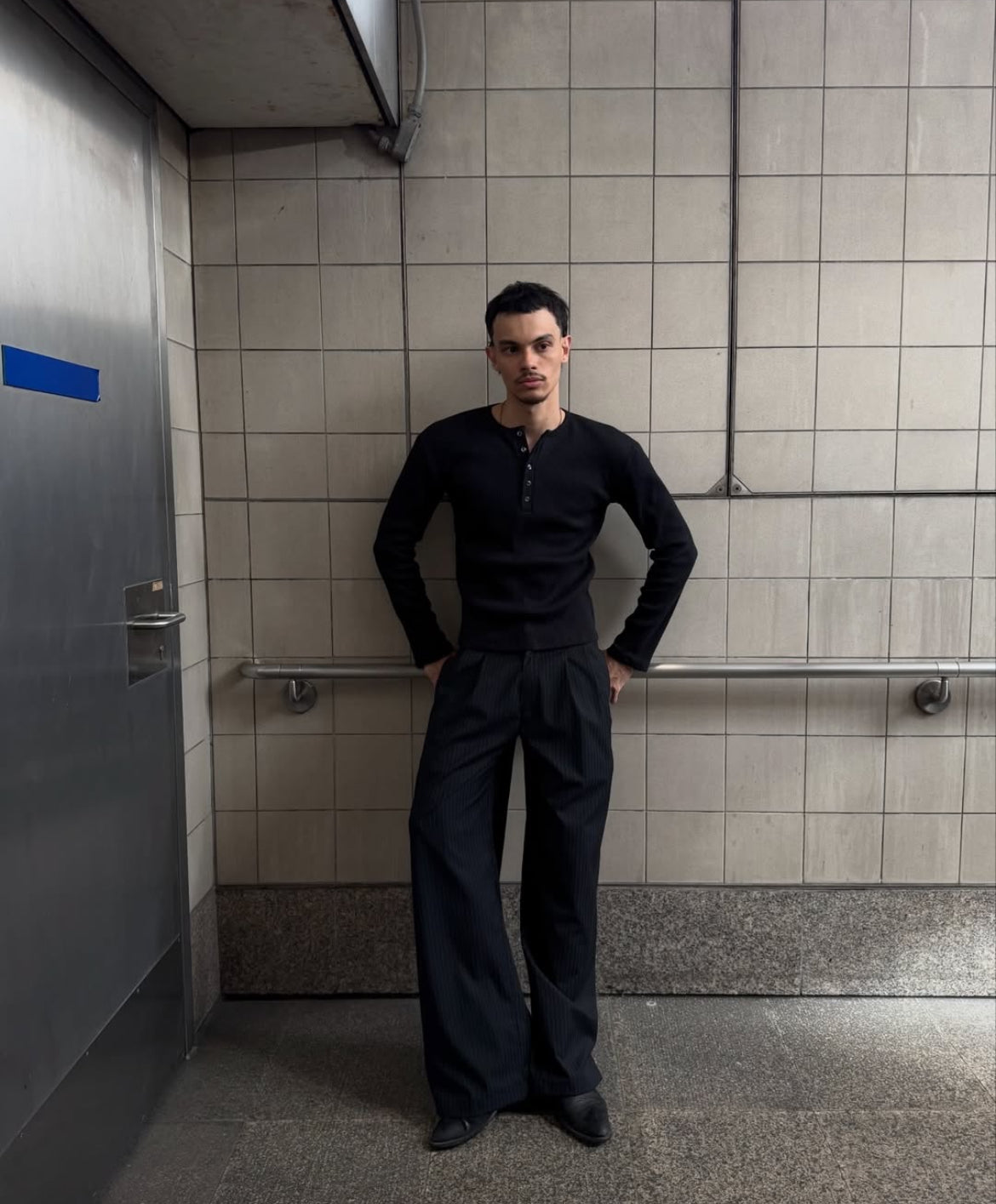 HENLEY LONGSLEEVES TSHIRT