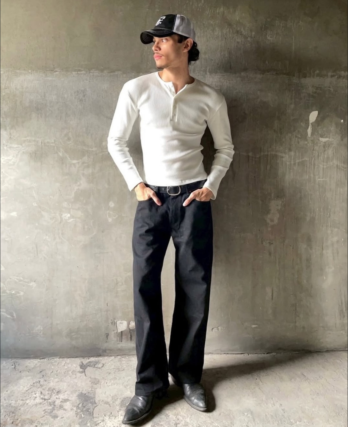 HENLEY LONGSLEEVES TSHIRT