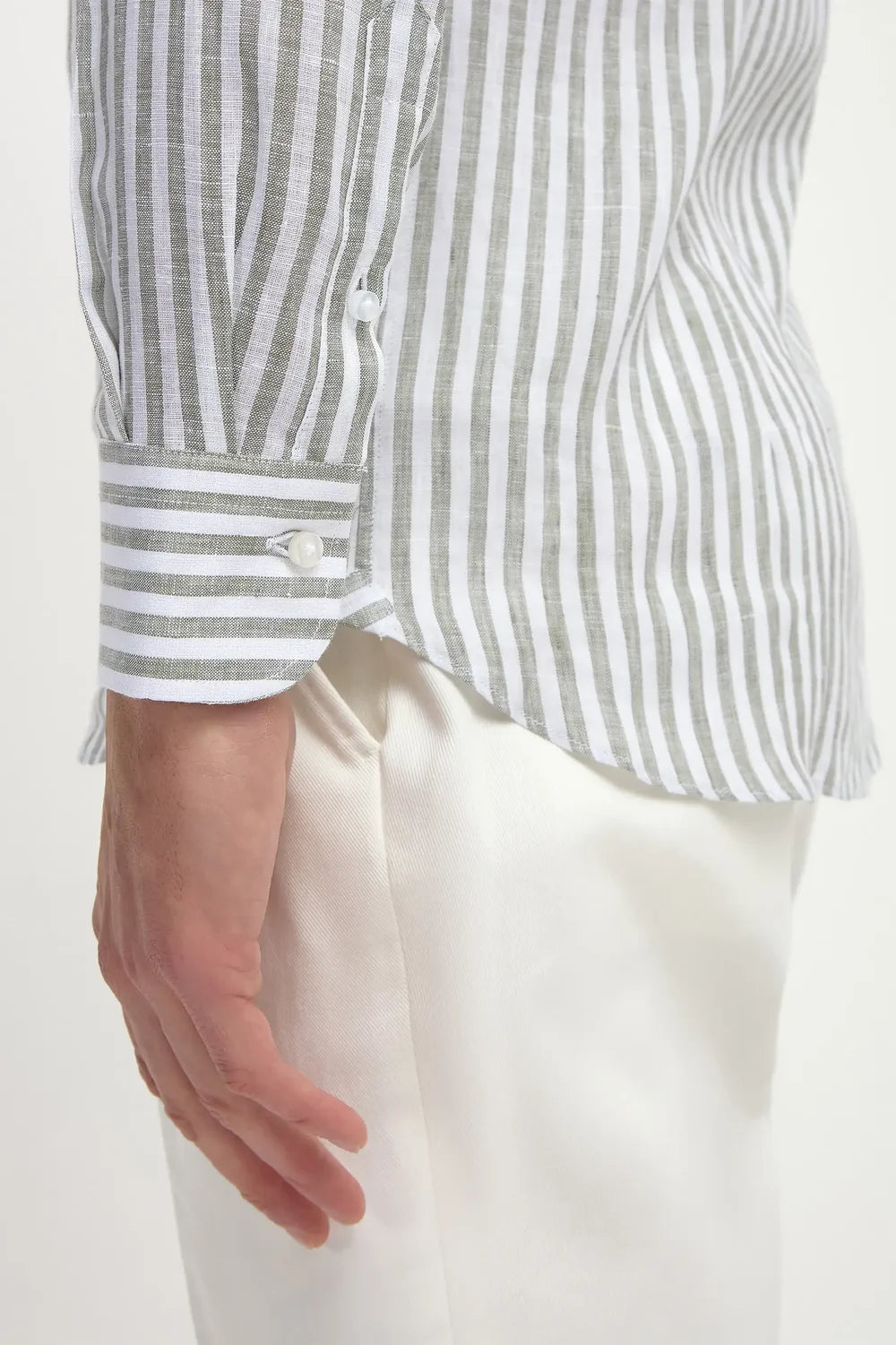 STRIPE WITH BUTTONS SHIRT