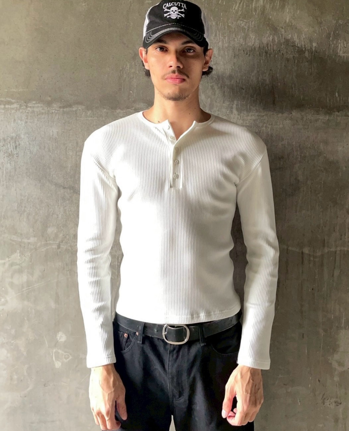 HENLEY LONGSLEEVES TSHIRT
